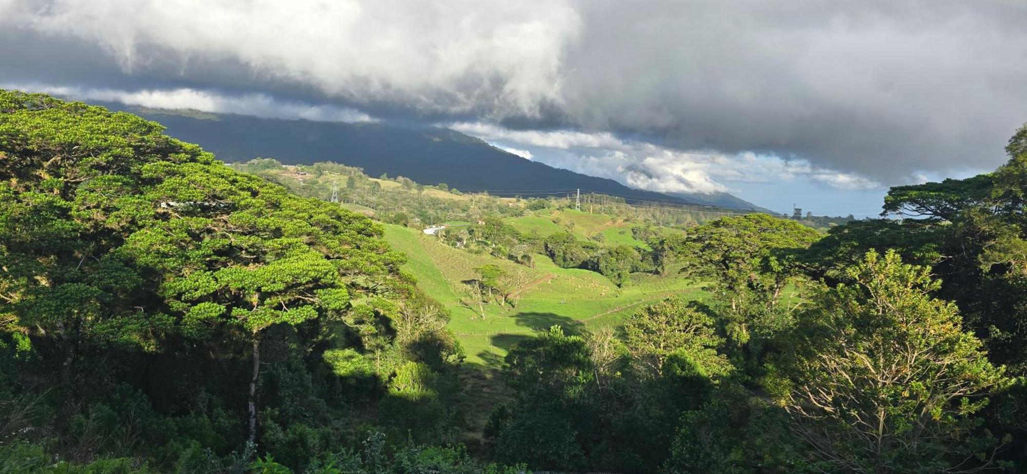 Casa Volcano Panoramic View Vara Blanca  Extérieur photo